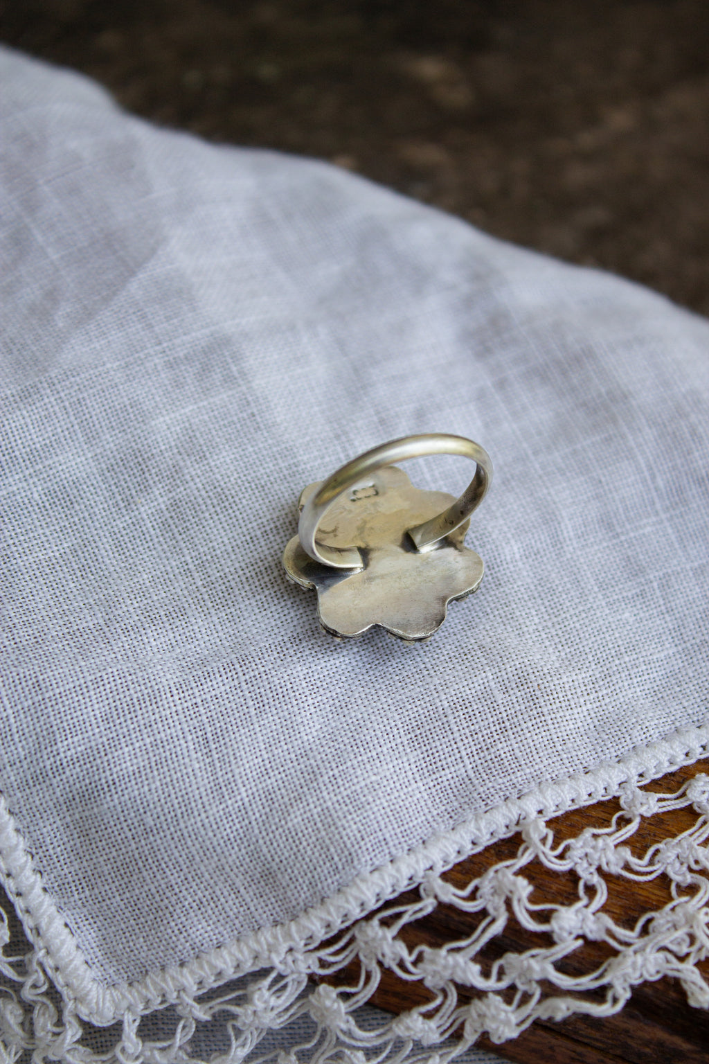 White Buffalo Flower Ring - Size 5.5